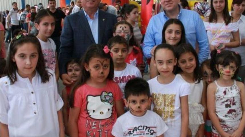 Taşdelen Grup Ailesi Geleneksel &Ccedil;ocuk Şenliğinde Eğlendi