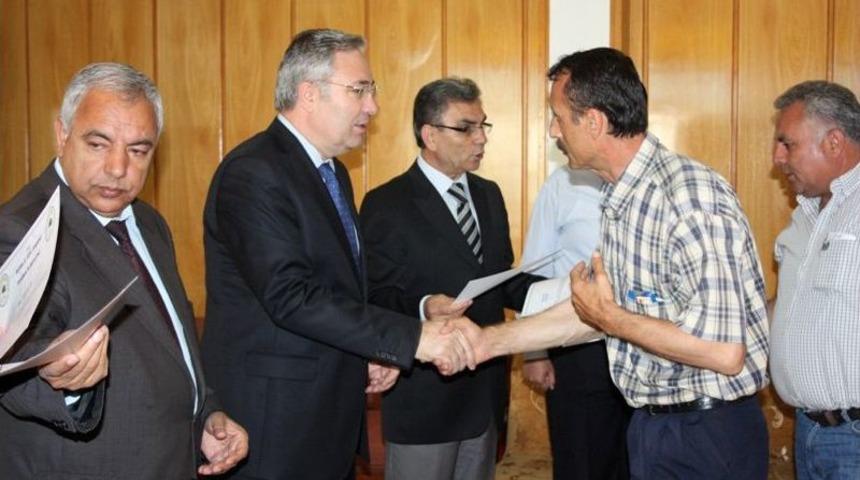 Bursa &Ouml;zel İdare'den Karla M&uuml;cadele Personeline Teşekk&uuml;r Plaketi