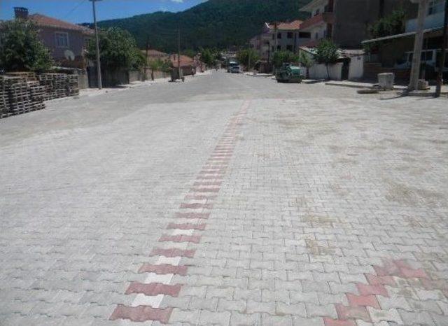 Yenice&rsquo;de Yollara Kilitli Beton Parke D&ouml;şeniyor 1