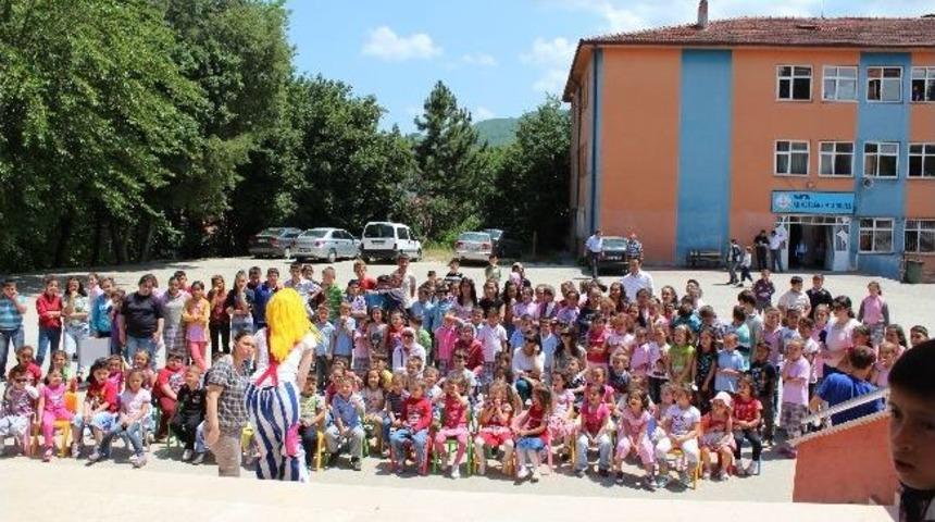 Kız Teknik Ve Meslek Lisesi Minikleri &Ccedil;osturdu