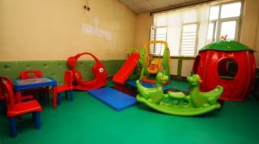 Devlet Hastanesi'ne &Ccedil;ocuk Oyun Odası