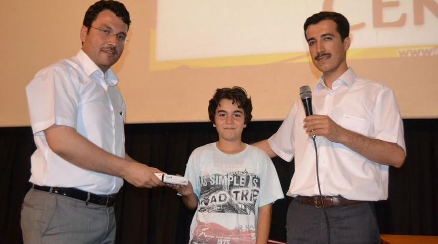 Işık Dershanesi Başarılı &Ouml;ğrencilerini &Ouml;d&uuml;llendirdi