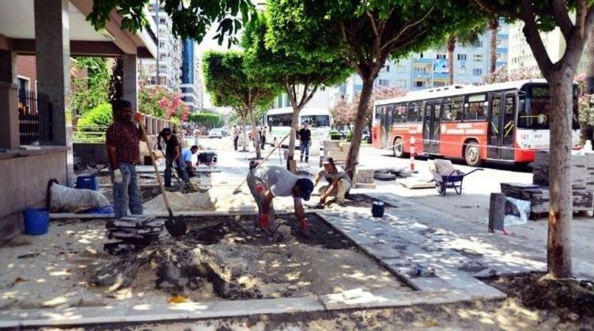 Atat&uuml;rk Caddesi&rsquo;nde Engeller Kaldırılıyor
