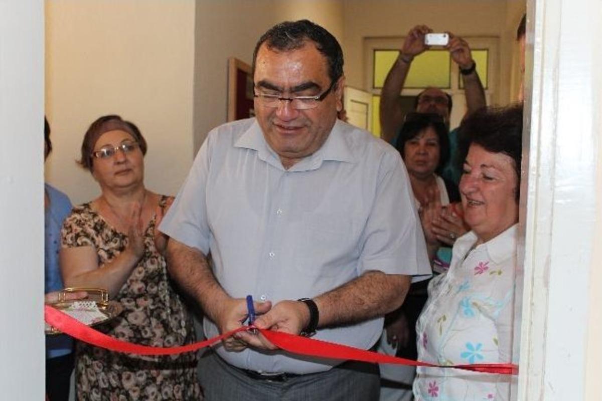 &Ouml;ğrencilere Burs Sağlamak İ&ccedil;in Kurs G&ouml;rd&uuml;ler