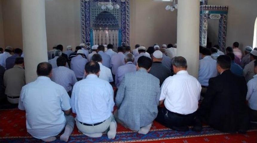 Salihli&rsquo;nin Torunlu K&ouml;y&uuml;, 200 Yıl Sonra Camiye Kavuştu