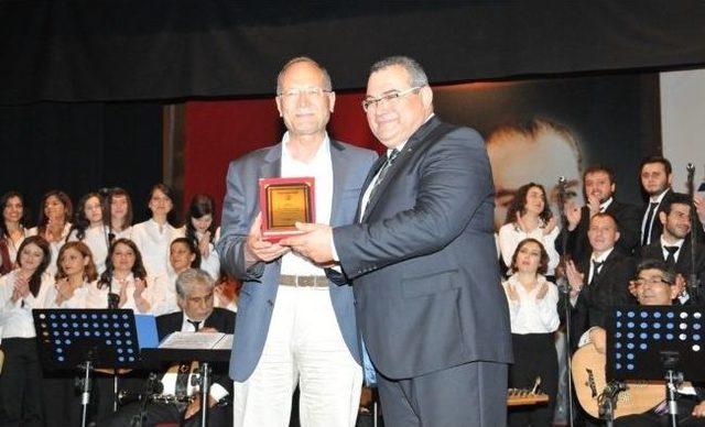 Om&uuml;&rsquo;de T&uuml;rk Sanat M&uuml;ziği Gecesi 3