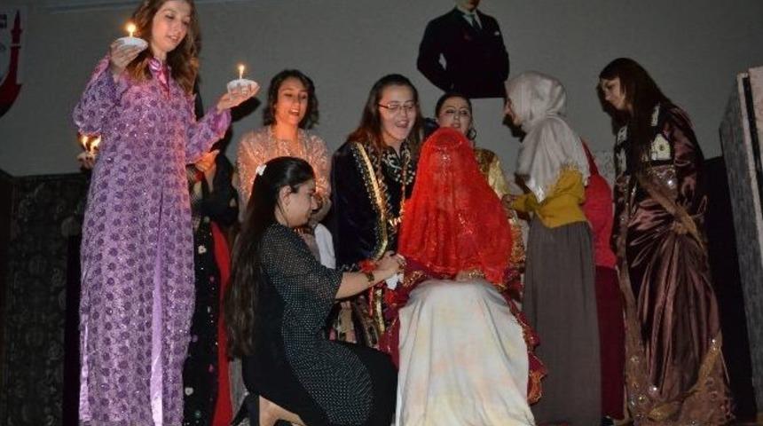 Şanlıurfa&rsquo;da Kına Ve Asbap Gecesi