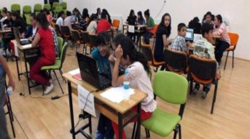 Cihanbeyli'de İnteraktif Bilgi Yarışması Yapıldı