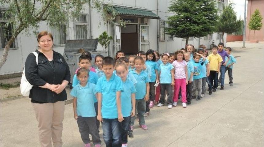 Okullara Giderek Kendilerini Anlattılar