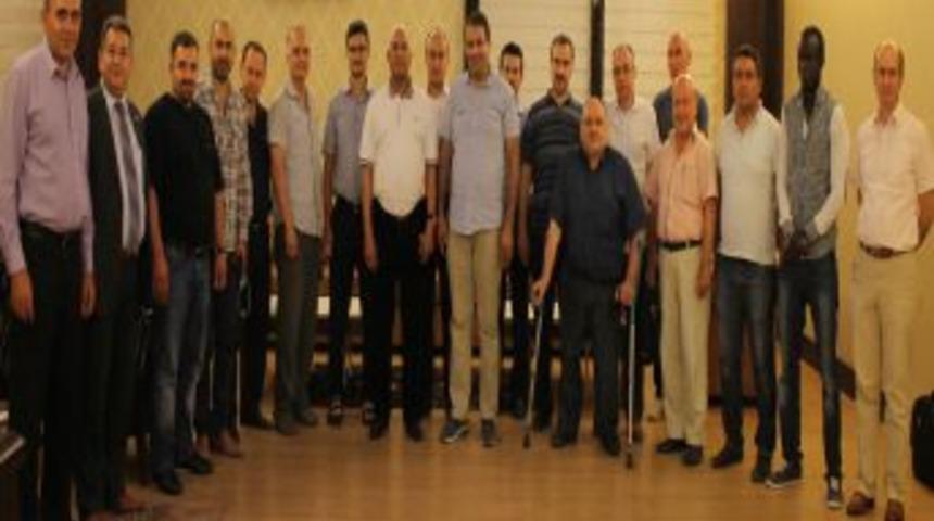 Dar&uuml;sselam Valisi T&uuml;rk Iş Adamlarını Tanzanya'ya Davet Etti