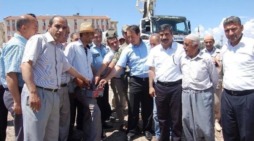 Samsat&rsquo;ta İki Okulun Temeli Atıldı