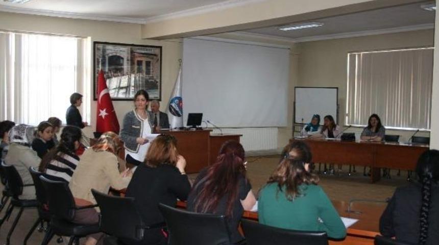 Kars Belediyesi İle Kosgeb Ortaklaşa Girişimcilik Kursu D&uuml;zenledi
