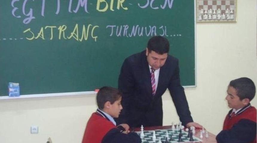 Sincik Eğitim Bir-sen Satran&ccedil; Turnuvası D&uuml;zenliyor