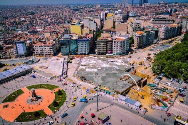 İstanbul B&uuml;y&uuml;kşehir Belediyesi: Taksim de Ağa&ccedil;lar Kesilmiyor 1