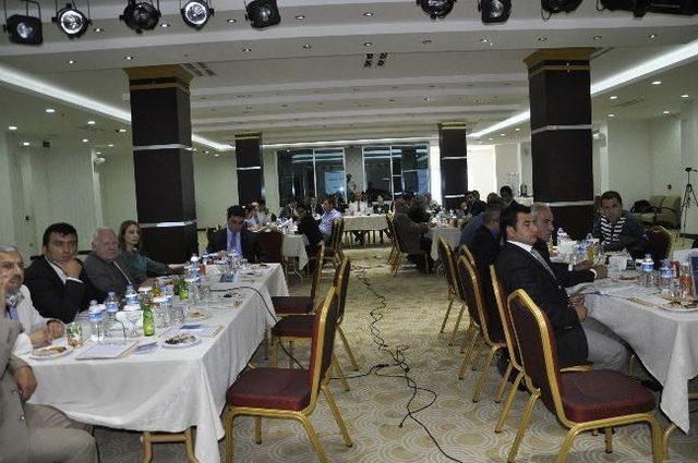 Şırnak ta Kent Ekonomisi Forumu Düzenlendi 1