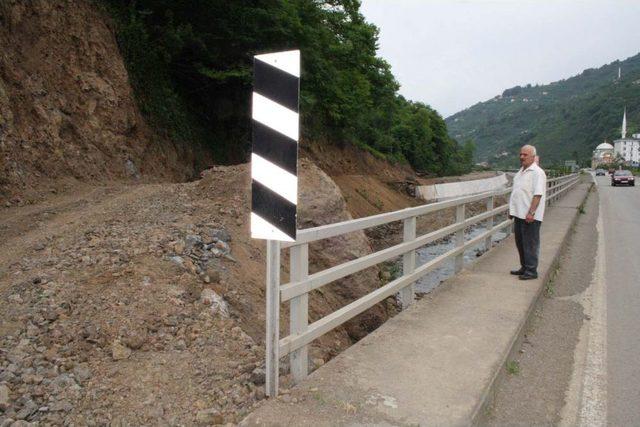 50 Yıllık Yol Sorunu Istinat Duvarının Yapılması Ile Sona Erdi 1