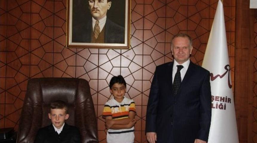 &Ouml;ğrencilerin Vali G&ouml;rme Hayali Ger&ccedil;ekleşti