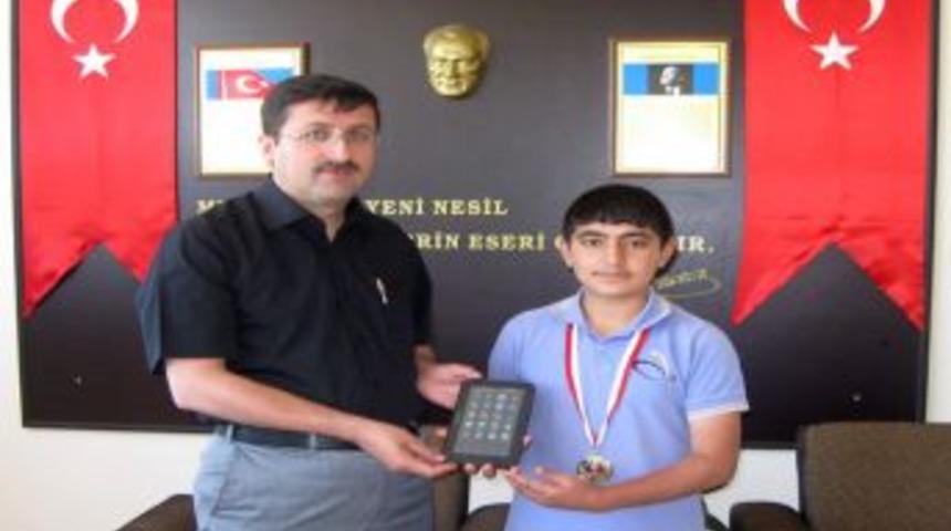 Satran&ccedil;ta &Ouml;zel &Ccedil;ağlayan Bulut Koleji Il&ccedil;e Birincisi Oldu