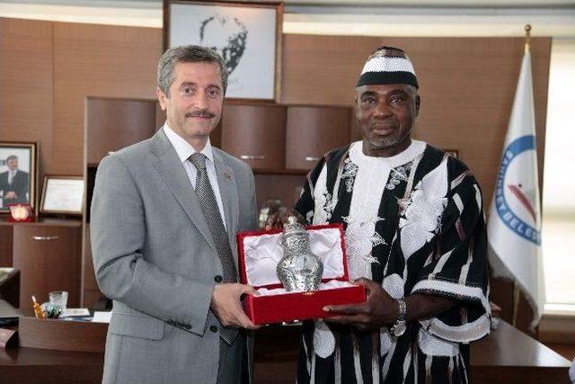 Burkina Faso&rsquo;dan Başkan Tahmazoğlu&rsquo;na Ziyaret 1