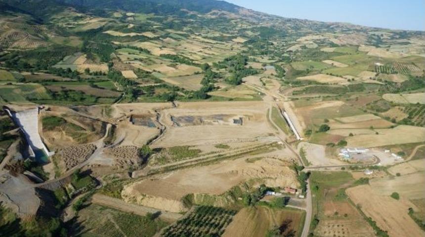 Naip Barajı Son Hızla Devam Ediyor