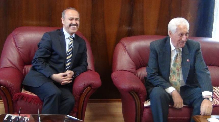 Vali B&uuml;y&uuml;kersoy&rsquo;dan Başkan Dede&rsquo;ye Iade-i Ziyaret