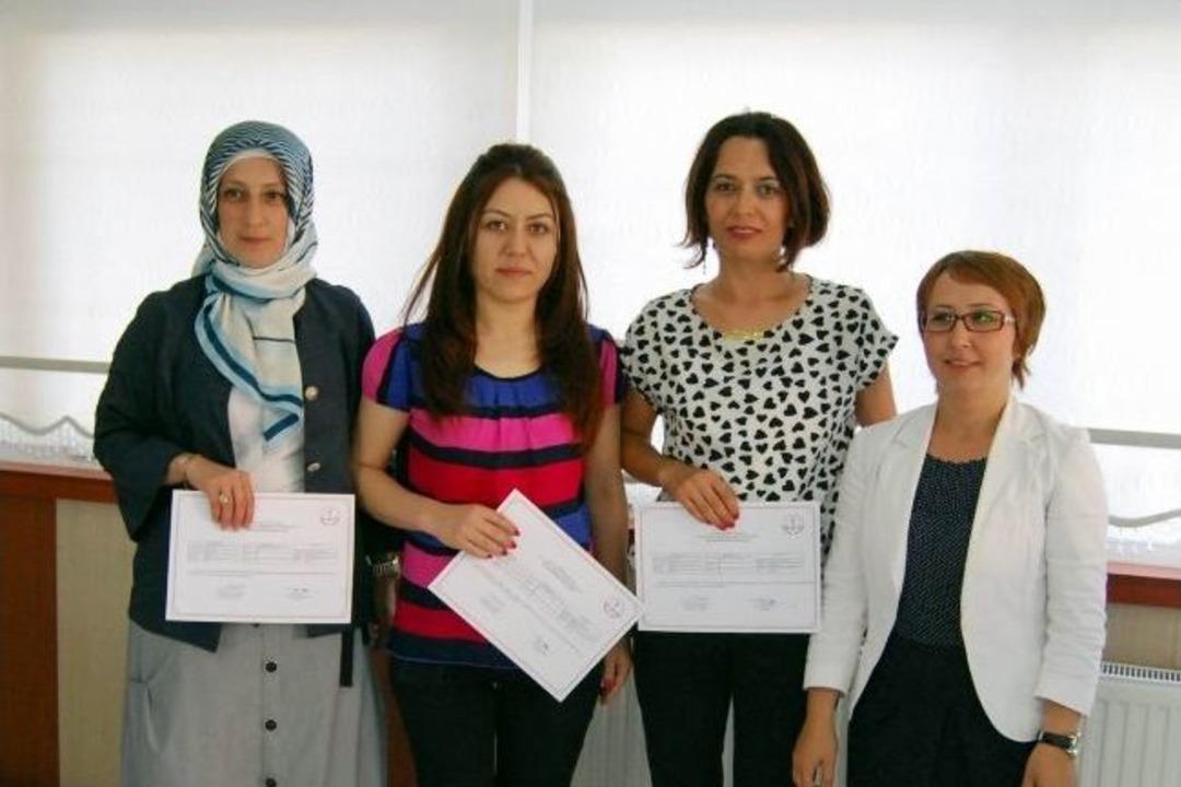 K&ouml;rfez İl&ccedil;elerinde Kamu Personeli İşaret Dili &Ouml;ğrendi