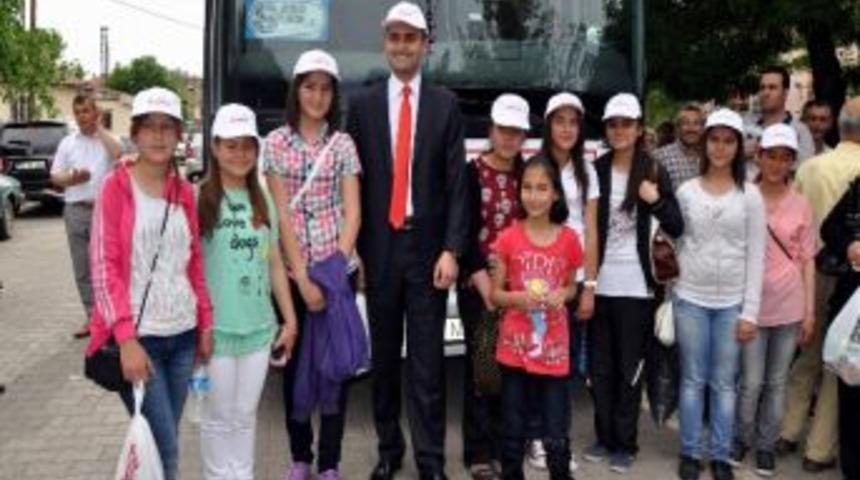 Gemerek Kaymakamlığı 84 &Ouml;ğrenciyi &Ccedil;anakkale Gezisine G&ouml;nderdi