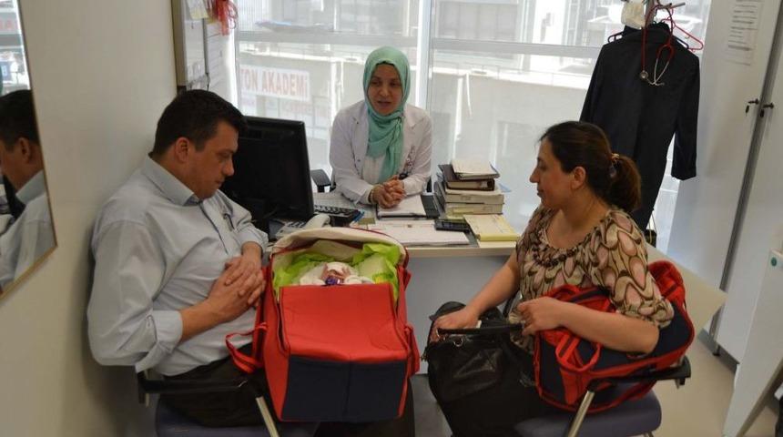 Doğuştan Yemek Borusunun Bir Kısmı Bulunmayan Bebek Tedavi Edildi