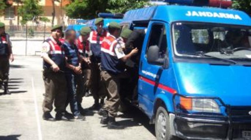 Isparta'da Akaryakıt Ka&ccedil;ak&ccedil;ılarına B&uuml;y&uuml;k Darbe Vuruldu