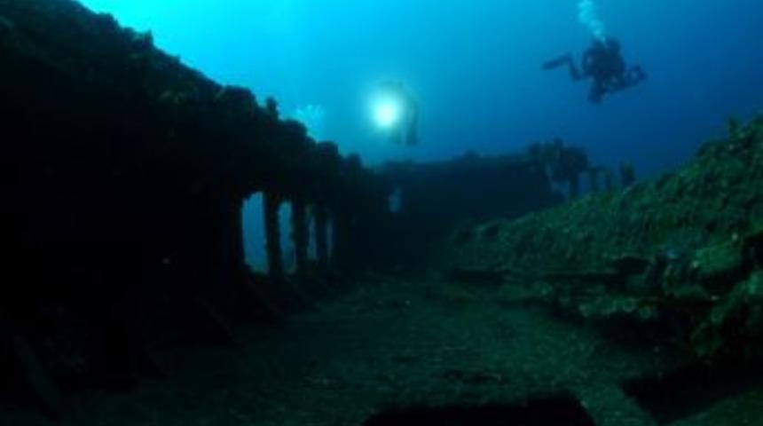 &Ccedil;anakkale Savaşı'nda Batan Gemiler Kitaplaştırıldı