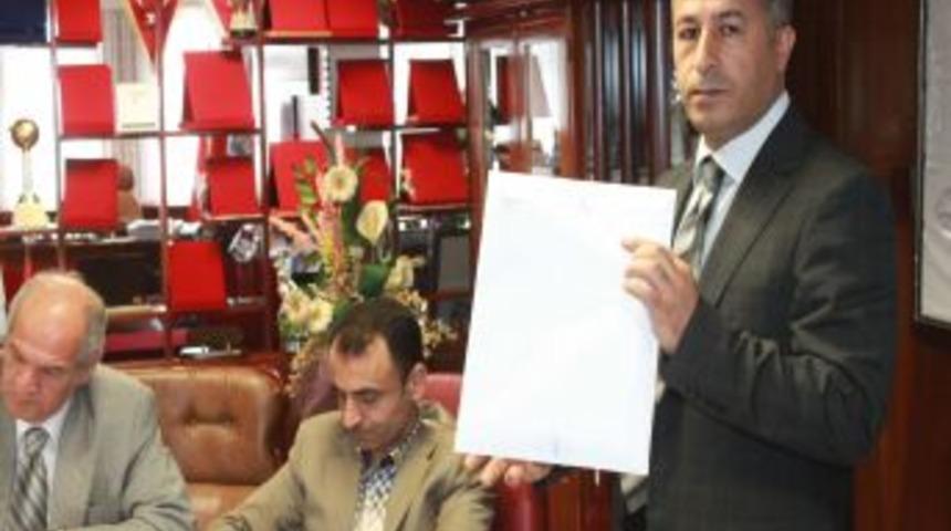 Muş Belediyesi'nin Temizlik Ihalesine 9 Firma Teklif Verdi