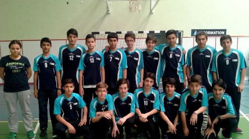 İhlas Koleji Hentbol&rsquo;da Kanatlandı