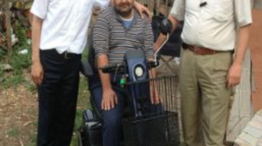 Yurt Dışından Gelen Ak&uuml;l&uuml; Araba Sevindirdi