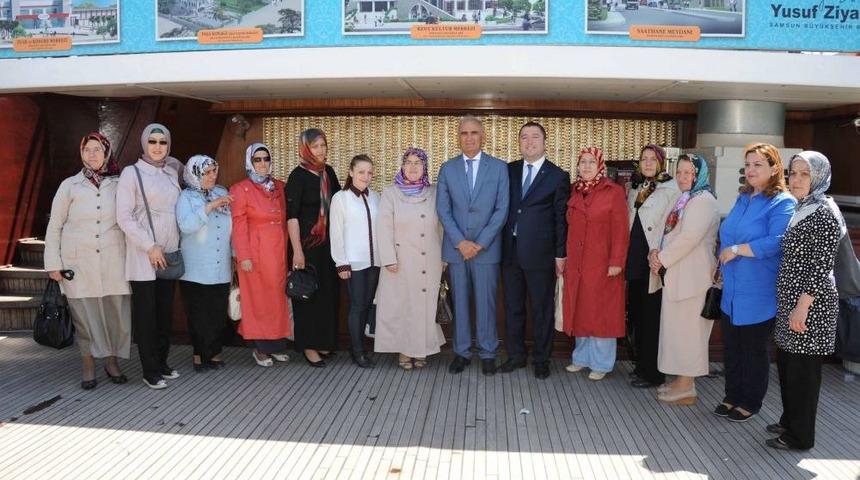 Başkan Yılmaz, &Ccedil;arşambalı Hemşehrileriyle Buluştu