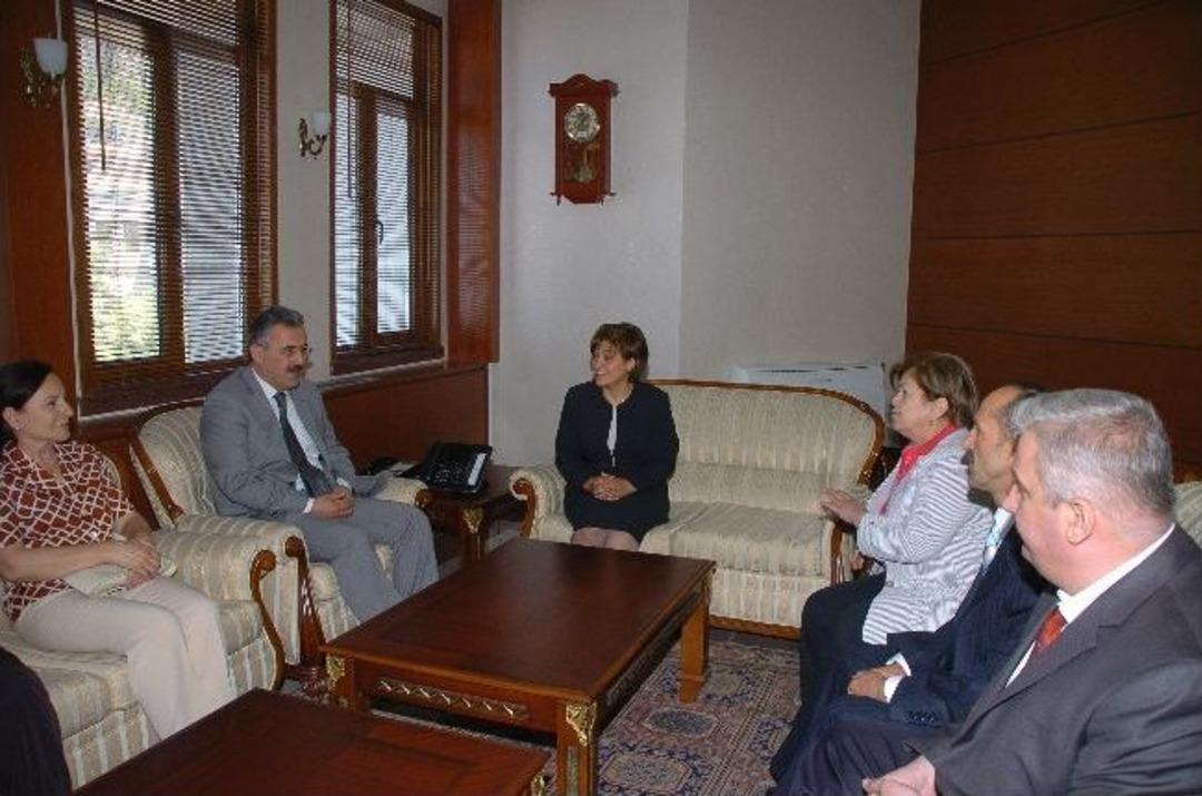 Bakan Yardımcısı Asan, Yaşlılarla Biraraya Geldi