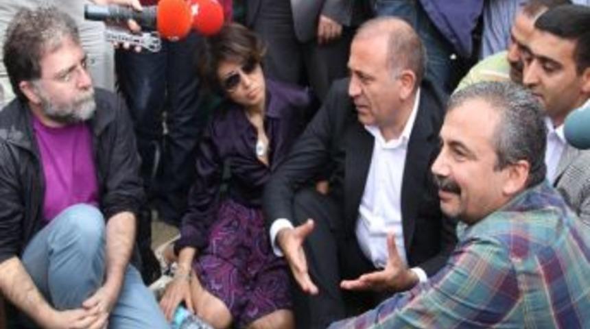 G&uuml;rsel Tekin: &ldquo;chp&rsquo;den Yapılaşmayla İlgili Oy Verildiği Tespit Edilsin, Ben Siyaseti Bırakırım&rdquo;