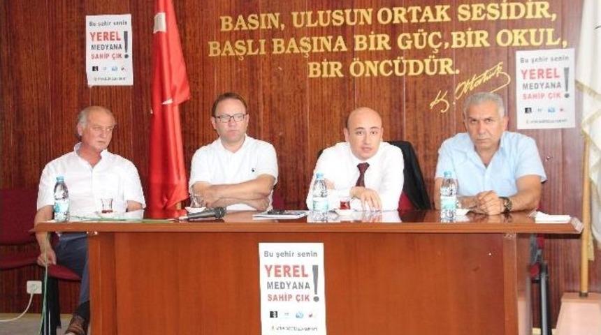 Ayto &Ouml;nce Aile İ&ccedil;inde Mutluluğu Sağlayacak