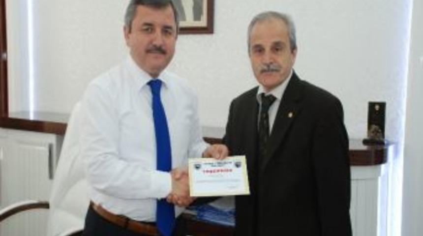 Add&rsquo;den Başkan Anlayan&rsquo;a Teşekk&uuml;r Belgesi