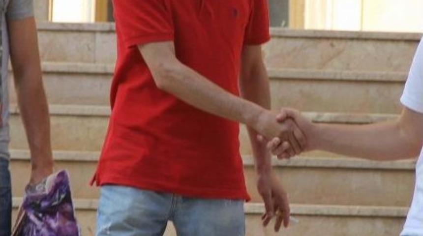 Darp Ve Gasp İddiası Zanlısı 2 Kişi Serbest