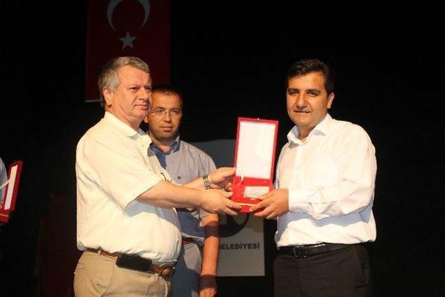 Liselerararası &Ouml;d&uuml;ller Sahiplerine Teslim Edildi 1