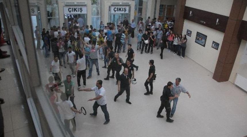 Beşiktaş Ma&ccedil;ının Devre Arasında Arbede