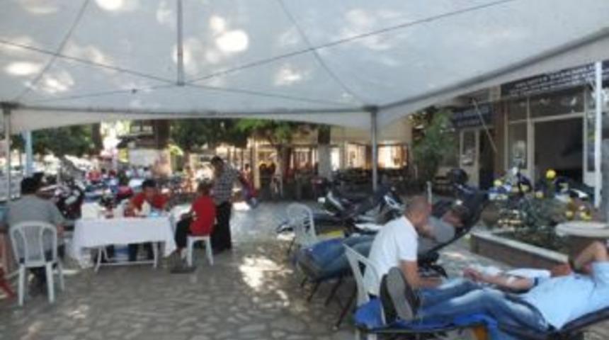 &ldquo; T&uuml;m İzniklilere teşekk&uuml;r ederiz &rdquo;