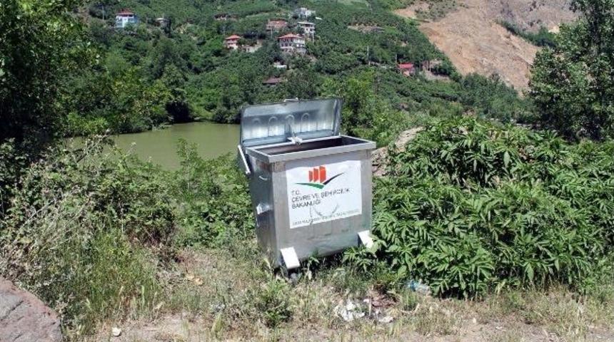 &Ccedil;&ouml;p Konteyneri Hırsızlığına Zincirli &Ccedil;&ouml;z&uuml;m