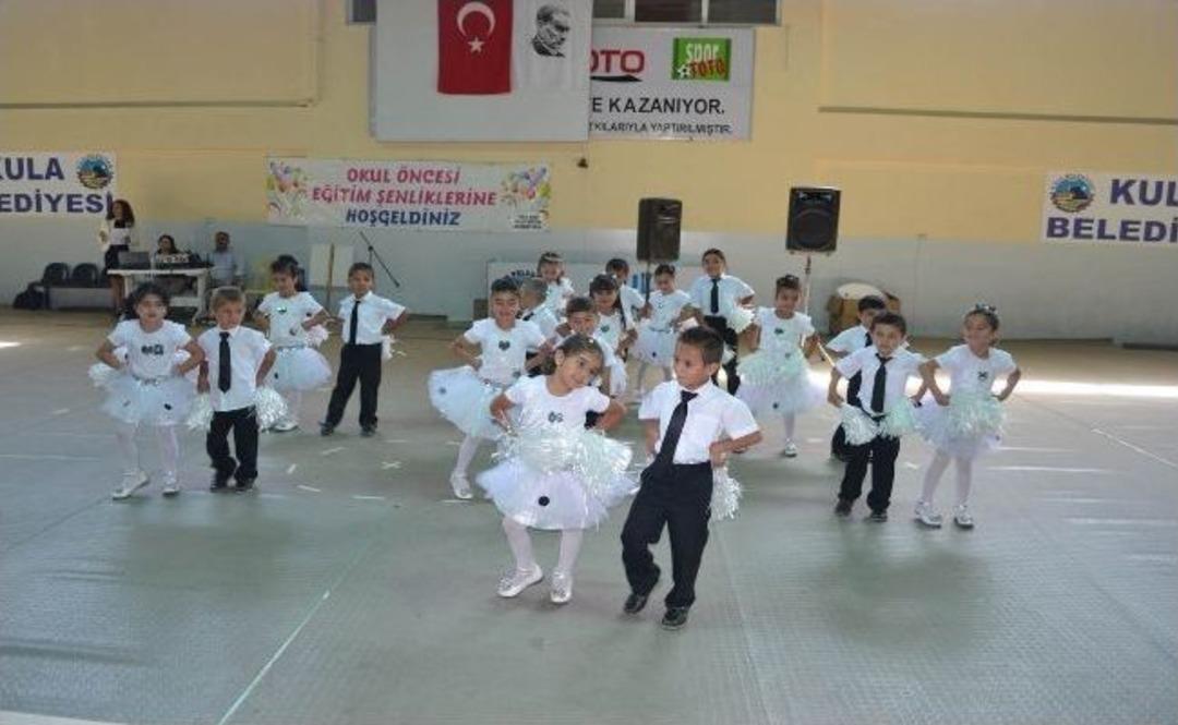 Kulalı Minikler Yeteneklerini Sergiledi