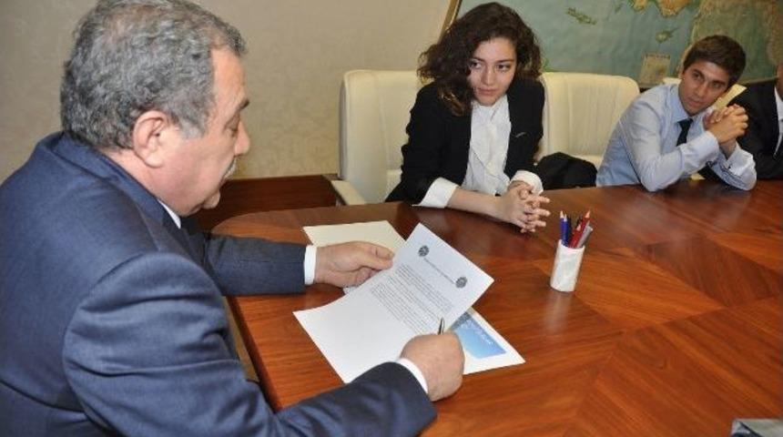 Gkv Gen&ccedil; Meclis Heyeti İ&ccedil;işleri Bakanı Muammer G&uuml;ler&rsquo;le Buluştu