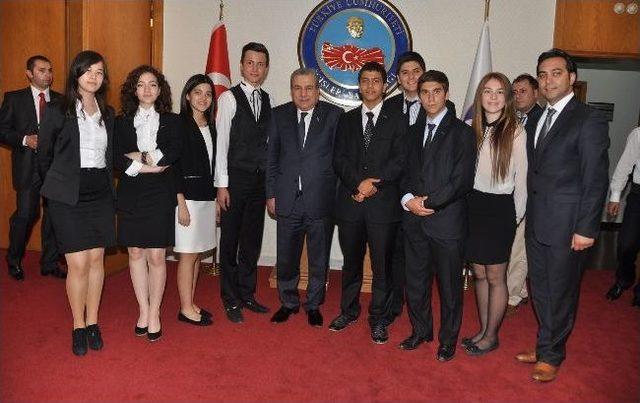 Gkv Gen&ccedil; Meclis Heyeti İ&ccedil;işleri Bakanı Muammer G&uuml;ler&rsquo;le Buluştu 1