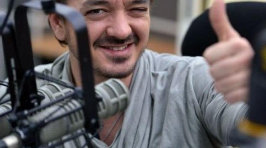 Orhan &Ouml;lmez&rsquo;in İzmir Hayali