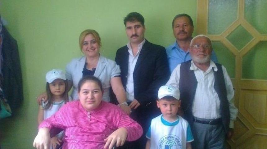 Mavi Kapaktan &Ouml;zg&uuml;rl&uuml;ğe