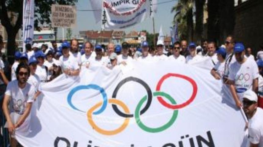 205 &Uuml;lke Olimpik G&uuml;n Koşusu I&ccedil;in Koşmaya Hazırlanıyor