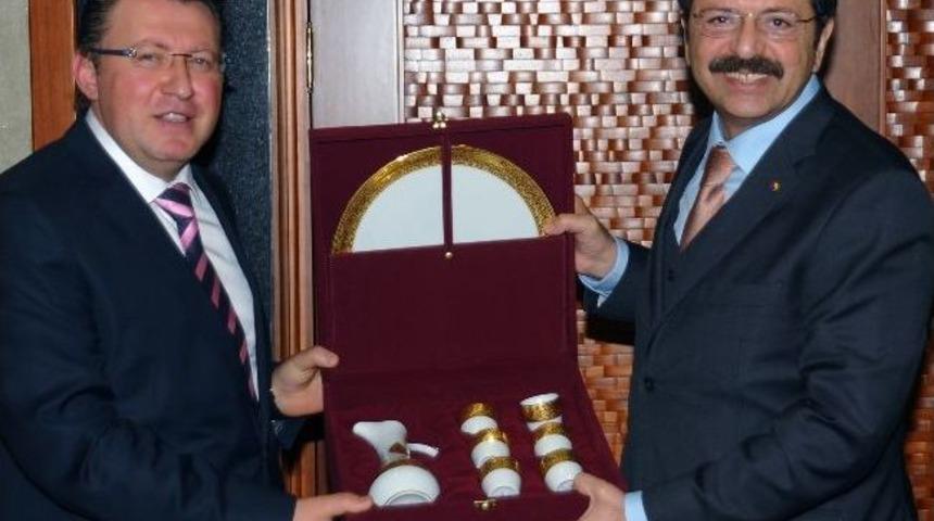 Bilecik Tso Y&ouml;netiminden Hisarcıklıoğlu Ziyareti